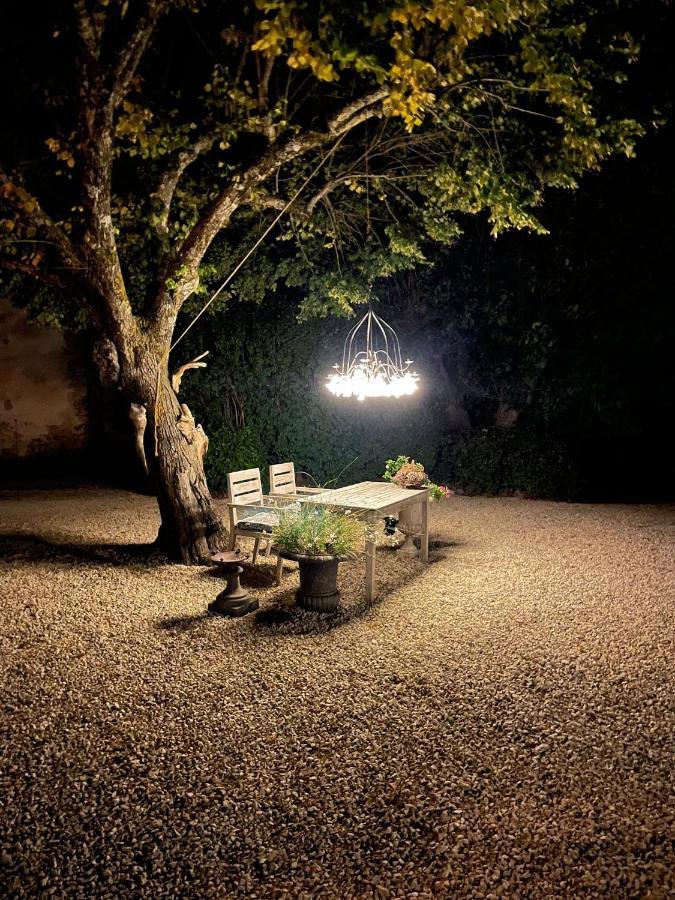 Mas Tulipe De Soie Bed & Breakfast Bevons Екстериор снимка