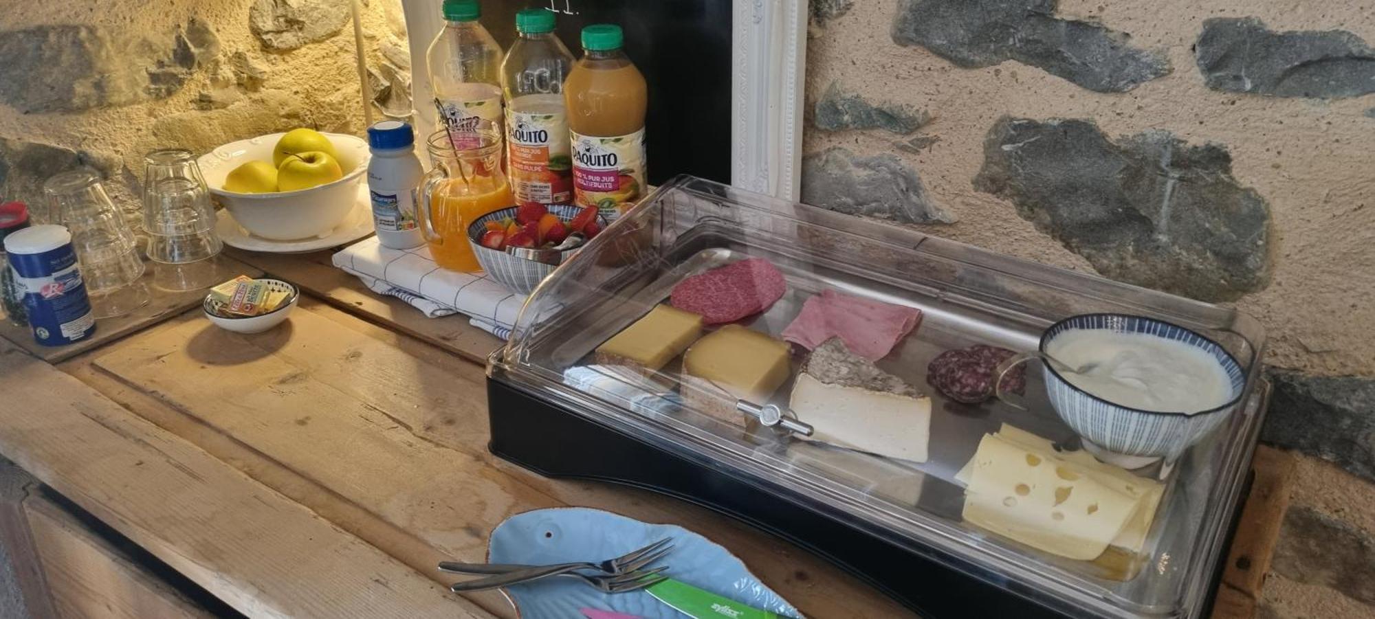 Mas Tulipe De Soie Bed & Breakfast Bevons Екстериор снимка